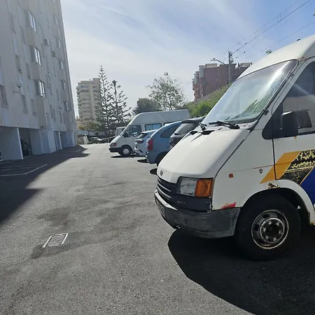 Rymlig Laegenhet Foer 7,8 Persons In Boliches, Fuegirola Daire *