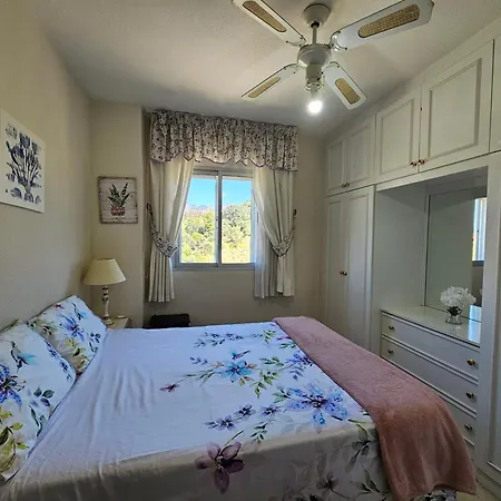 Apartman Rymlig Laegenhet Foer 7,8 Persons In Boliches, Fuegirola Fuengirola