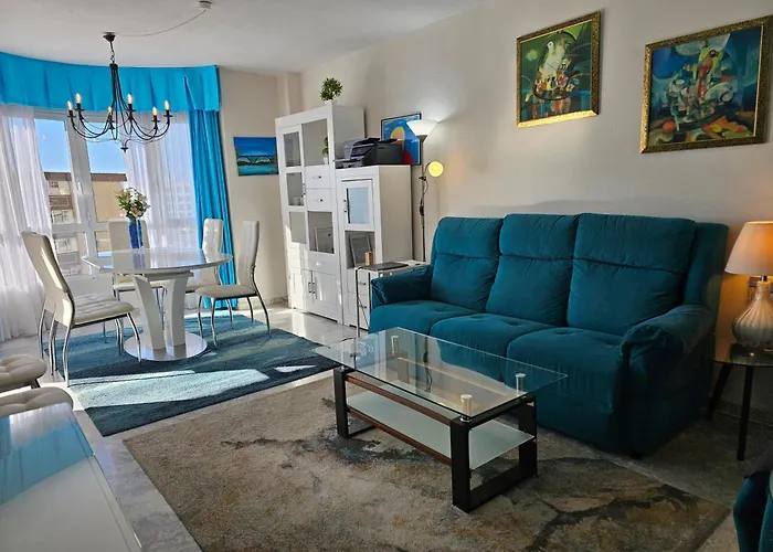 Rymlig Laegenhet Foer 7,8 Persons In Boliches, Fuegirola Apartment *