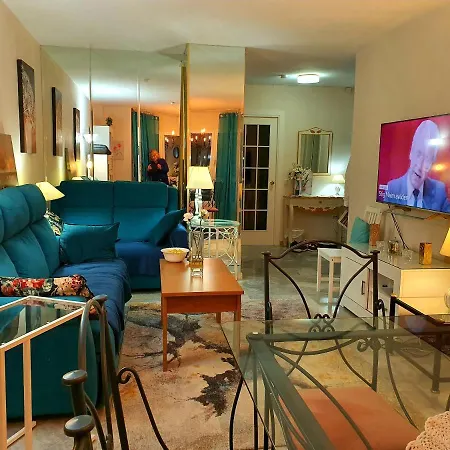 Rymlig Laegenhet Foer 7,8 Persons In Boliches, Fuegirola Appartement