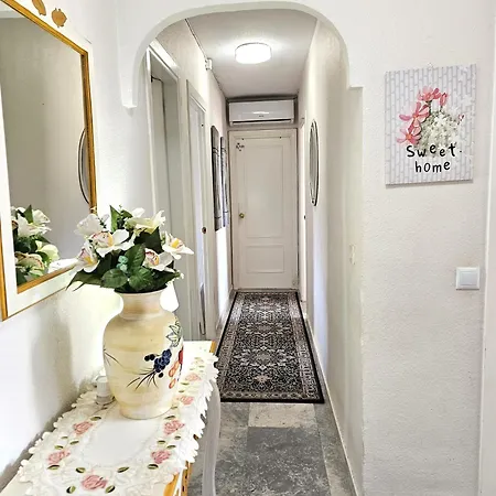 Rymlig Laegenhet Foer 7,8 Persons In Boliches, Fuegirola * Fuengirola