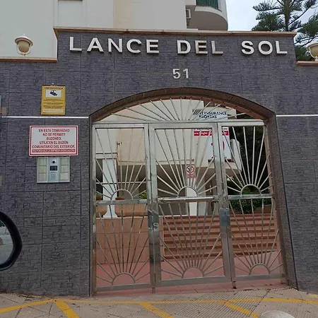 Rymlig Laegenhet Foer 7,8 Persons In Boliches, Fuegirola Апартаменты