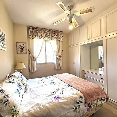 Rymlig Laegenhet Foer 7,8 Persons In Boliches, Fuegirola Апартаменты