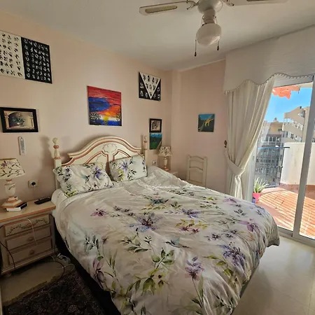 Rymlig Laegenhet Foer 7,8 Persons In Boliches, Fuegirola * Fuengirola