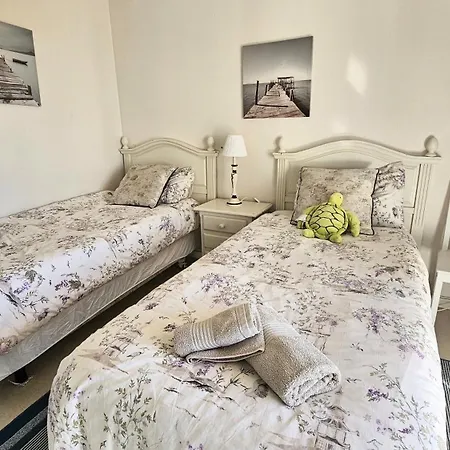 Апартаменты Rymlig Laegenhet Foer 7,8 Persons In Boliches, Fuegirola *