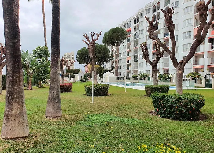 Rymlig Laegenhet Foer 7,8 Persons In Boliches, Fuegirola Lejlighed