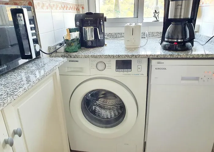 Rymlig Laegenhet Foer 7,8 Persons In Boliches, Fuegirola