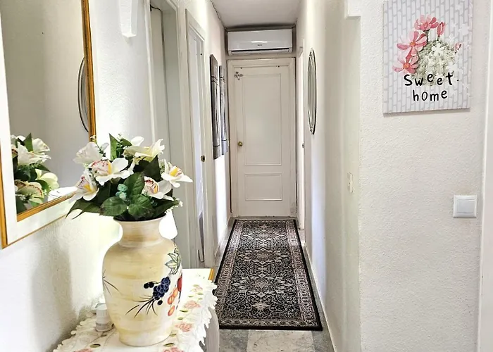 Rymlig Laegenhet Foer 7,8 Persons In Boliches, Fuegirola * Fuengirola