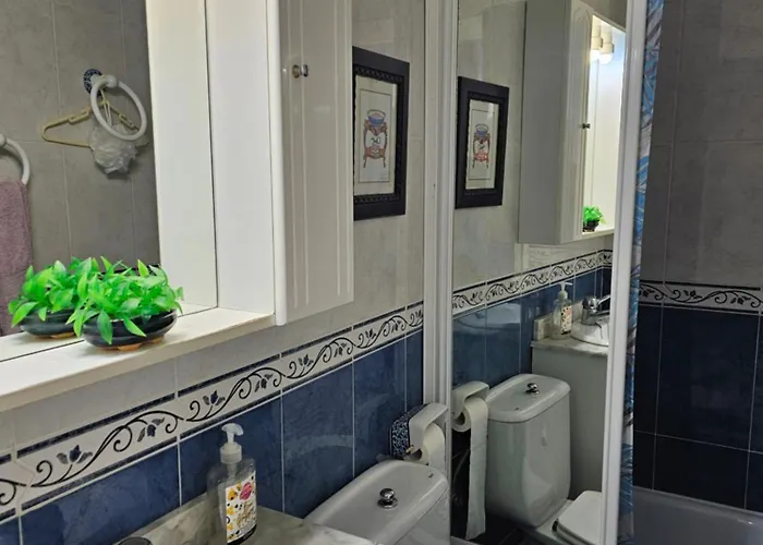 Rymlig Laegenhet Foer 7,8 Persons In Boliches, Fuegirola Apartment *