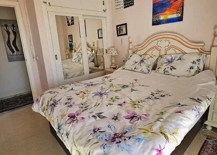 Rymlig Laegenhet Foer 7,8 Persons In Boliches, Fuegirola フエンヒロラ